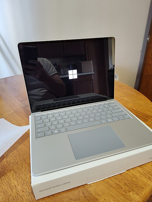 Microsoft Surface Laptop 5